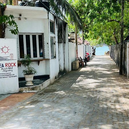 Sea Rock Beach Hotel Arugam Bay Exteriér fotografie