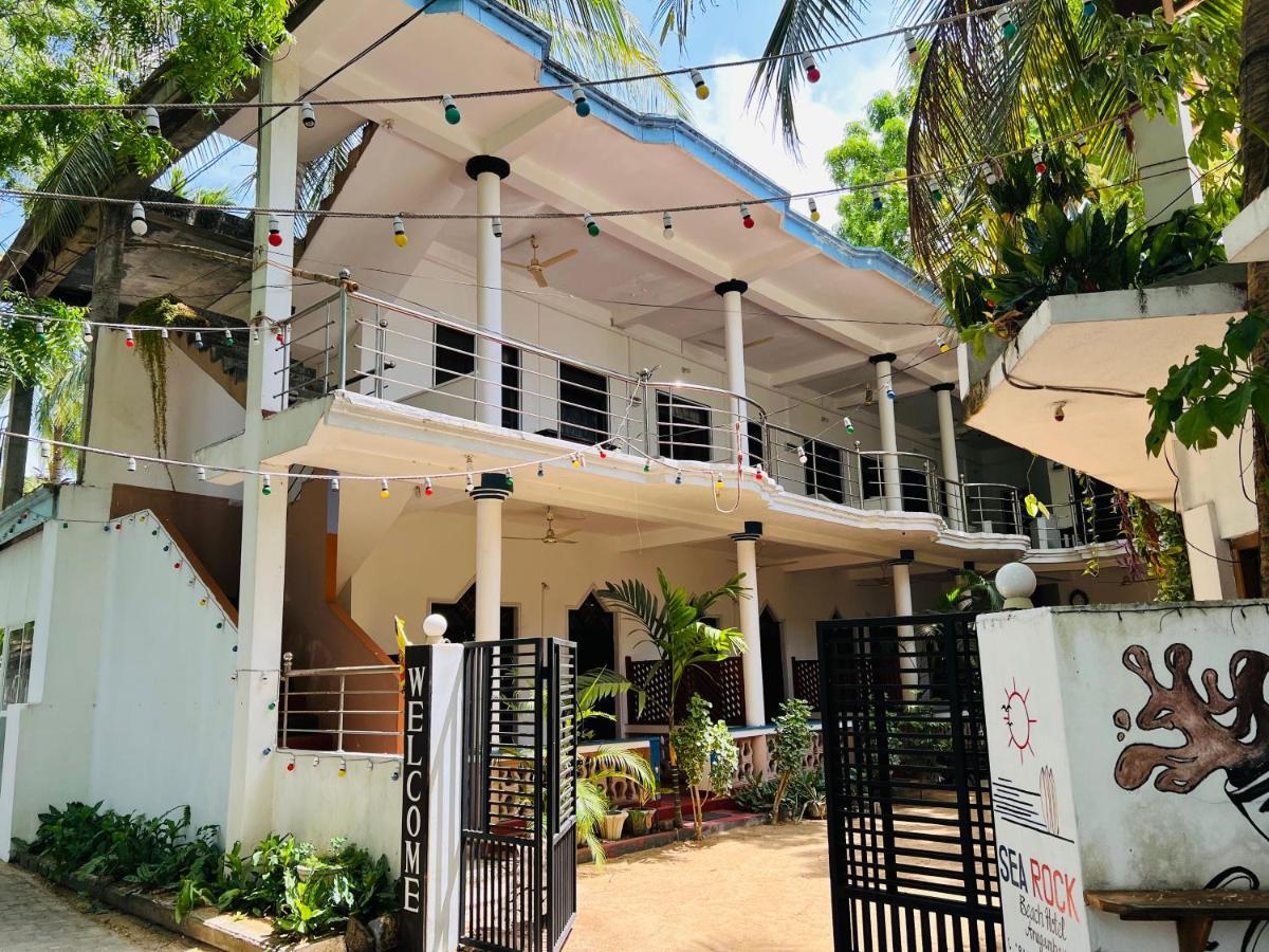 Sea Rock Beach Hotel Arugam Bay Exteriér fotografie